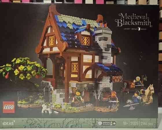 Конструктор LEGO IDEAS 21325 Середньовічна кузня (2164 Деталі) Харків