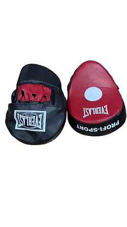 Лапа боксерская Изогнутая (2шт) стрейч EVERLAST Вишнёвое