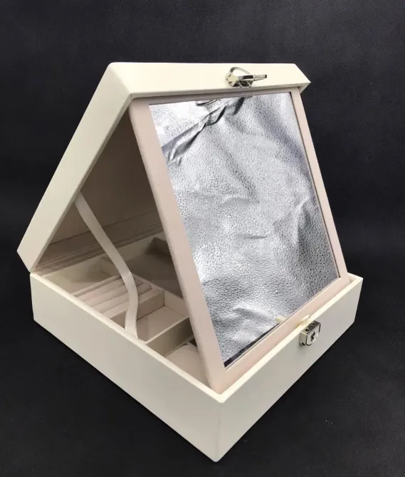 Шкатулка для украшений стеганая с большим откидывающимся зеркалом маленькая шкатулка внутри цвет слоновая кост Коломия - фото 8