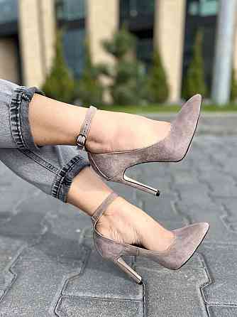 Nivelle Туфлі жіночі NIVELLE капучино натуральна замша 36р. каблук 10см. (1769/10502-10512) Коломия