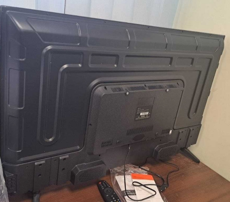 Телевизор: Samsung Smart TV T2 45