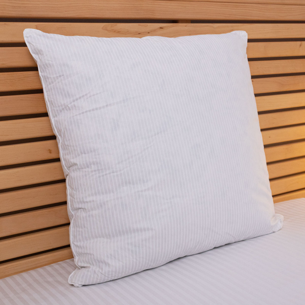 Подушка из искусственного лебяжьего пуха YouStar Тик полоска - упругая 70x70 см (Белый) с сумкой-чехлом Сумы - изображение 1