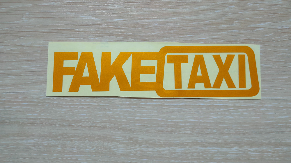 Наклейка FakeTaxi жёлтая светоотражающая на авто-м Київ - фото 7