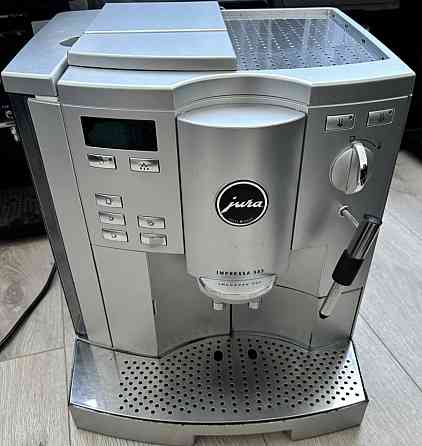 Кавомашина Jura. Київ