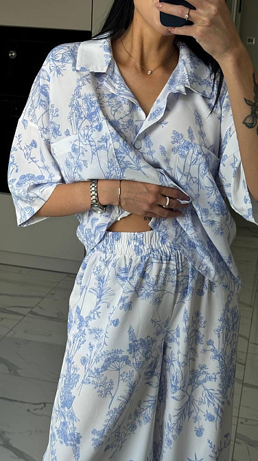 Женский легкий принтованный костюм тройка: платок, рубашка и штаны софт Голубой Одесса - изображение 2