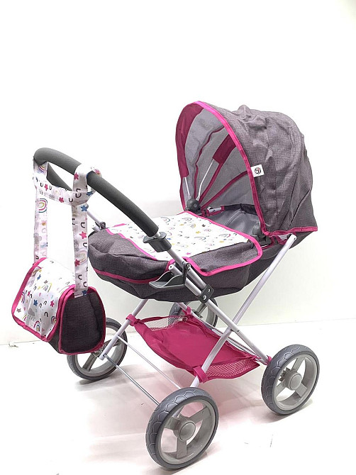 Коляска для ляльки FiVEoNiNE 38 х 56 х 65 см з сумкою та кошиком Сіра з рожевим (T725021) Чернігів - фото 1
