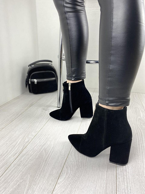 Замшеві черевики жіночі демісезонні весна-осінь чорні на стійкому каблуці р. 36, 37 2726 Коломыя - изображение 6