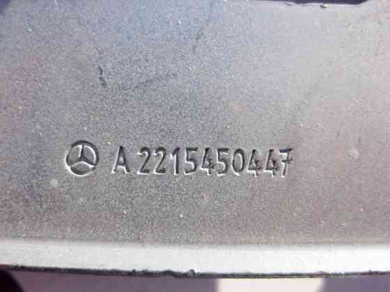 Mercedes-Benz  A2215450447 Кронштейн блоків керування в багажнику праворуч S-Class W221 Одеса