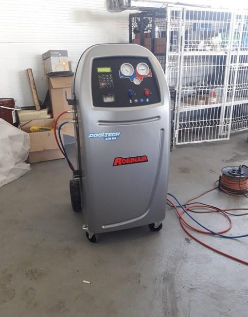Стенд для заправлення автомобільних кондиціонерів, автомат із принтером ROBINAIR AC790PRO Чернігів - фото 1