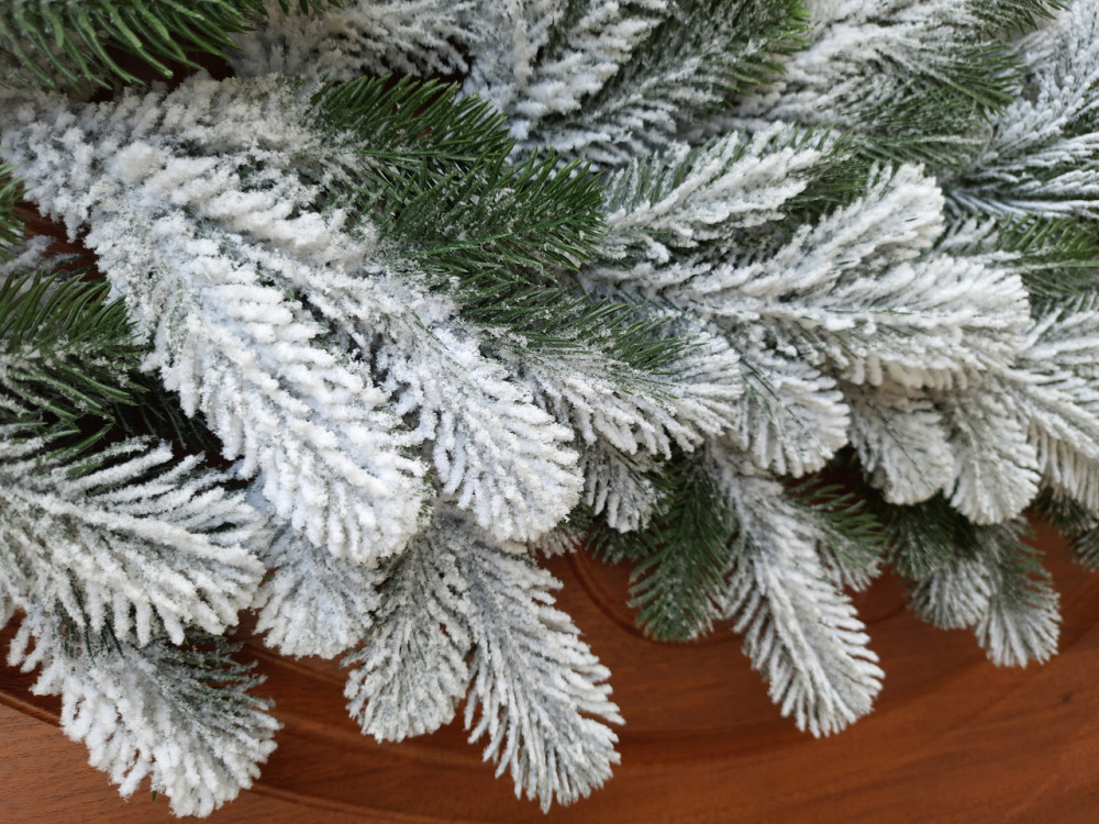 Гирлянда хвойная искусственная литая «Элитная Заснеженная» 1 м елочная ветка Киев - изображение 2