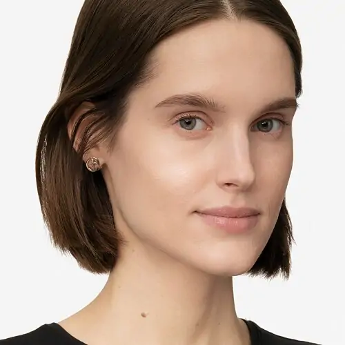 Тональная основа Giorgio Armani Designer Glow Radiant Revitalizing Foundation spf15 2.5 Славянск - изображение 3