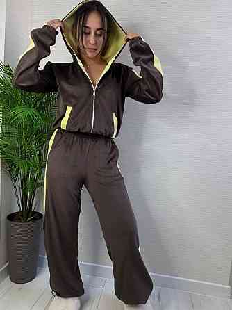 Жіночий стильний трендовий костюм двійка плюшевий велюр Одеса