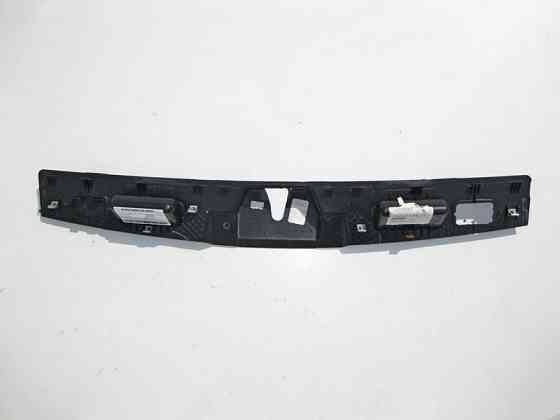 Mercedes-Benz  A1647400130 9051 Внутрішня нижня накладка торця кришки багажника чорна GL X164 Одеса