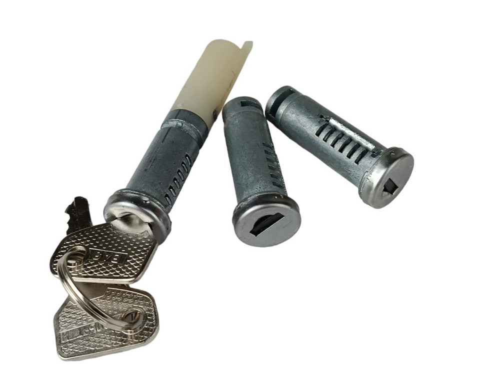 Замок 2105, 2107 личинка двери двери Мукачево - изображение 1