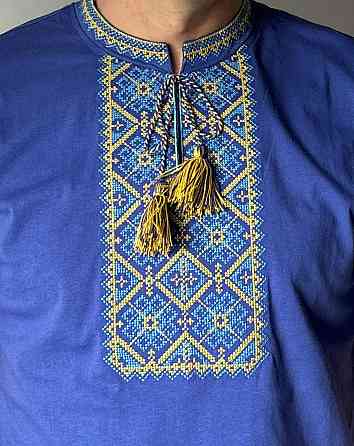 Чоловіча синя Футболка вишиванка з жовтою вишивкою Київ