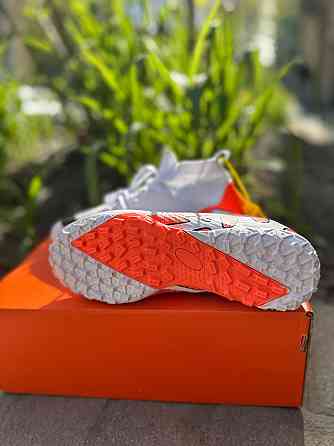 Дитячі футбольні сороконіжки Caroc Feezoom Air White/Red TF Львів