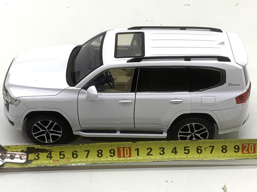 Машина Автосвіт Toyota Land Cruiser 300 інерційна відчиняються двері капот багажник 20 см Біла (AP-2007) Чернигов - изображение 8