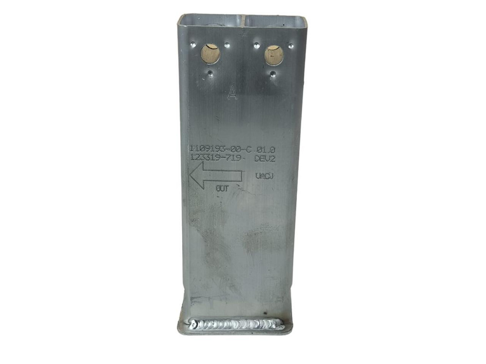 Кронштейн Тесла модель 3 (2018-2023) модель Y (2020-2023) переднього, малий (Y універсальний, алюміній) бампера Мукачево - фото 2