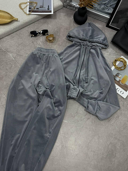 Женский повседневный велюровый костюм двойка: кофта и штаны Графит, 46/48 Одесса - изображение 3