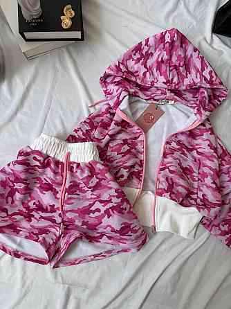 Жіночий принтований костюм двійка: укорочена кофта та шорти в мілітарі стилі петлі + рибана Рожевий, 46/48 Одеса