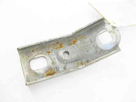 Mercedes-Benz  A2462410021 Кронштейн на подушці двигуна праворуч CLA Shooting Brake X117 CLA C117 GLA X156 A-class W176 B-class W242 B-class W246 Одеса