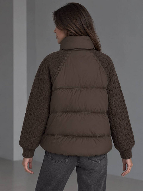 Куртка жіноча YZY 30790 пуховик oversize з в’язаними рукавами демісезонна one size, коричневий, one size Київ - фото 5