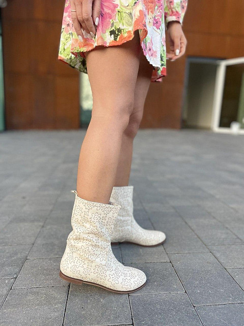 Nivelle Черевики жіночі NIVELLE бежеві шкіра натуральна висота 21см обхват 32-34см розмір 37 (5 Коломия - фото 3