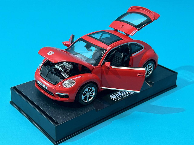Машинка Автоексперт Volkswagen Beetle 1:32 метал світло/звук відчиняються двері капот багажник Червона (12012) Чернигов - изображение 4
