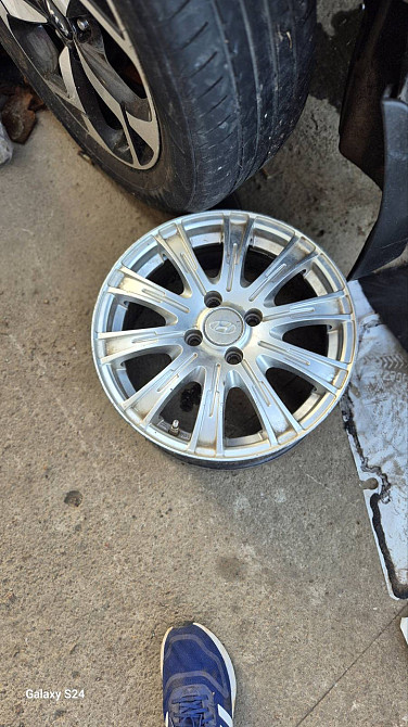 Hyundai 2010–2020 Диски R15 Киев - изображение 1