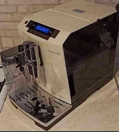 Кофеварка Delonghi PrimaDonna S ECAM 26.455 WB. Белый! Киев