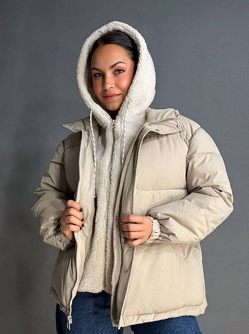 Куртка женская Lady Yep 8096 оверсайз с капюшоном и мехом тедди капучино, капучино, 46 Киев - изображение 1