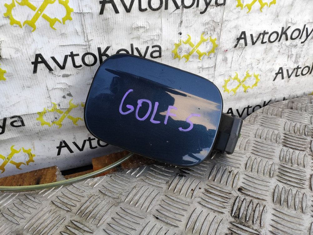 Лючок бензобака VW Golf V 2003-2008 Ковель - фото 3