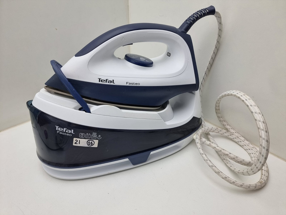 Праска з парогенератором Tefal Fasteo SV6020 ( товар вживаний) Луцк - изображение 2
