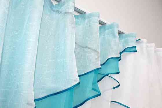 Кухонный комплект VR-Textil № 00к шторка с ламбрекеном лазурный с белым 300х170 см (59-571) Киев