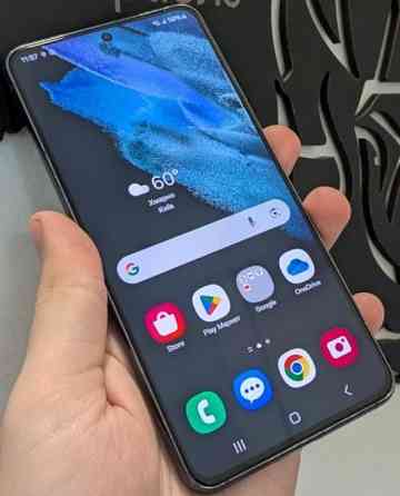 Смартфон: Samsung Galaxy S21 5G 128Gb. Київ