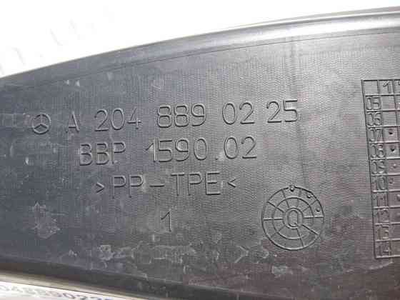 Mercedes-Benz  A2048890225 Пильовик переднього правого крила C-Class W204 Одеса