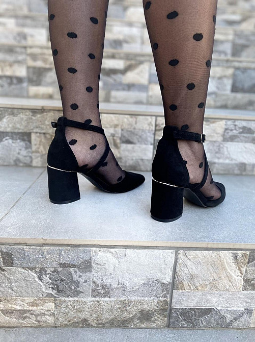 VIKA Босоніжки жіночі чорні VIKA L120-21 літні з еко-замші на стійких підборах із закритим носк Коломия - фото 6