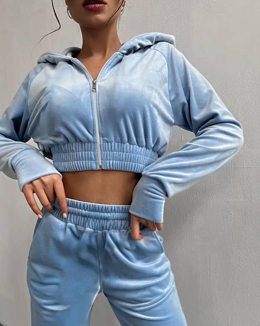 Женский повседневный велюровый костюм двойка с широкими брюками и укороченной кофтой плюшевый велюр Голубой, 46/48 Одесса - изображение 7