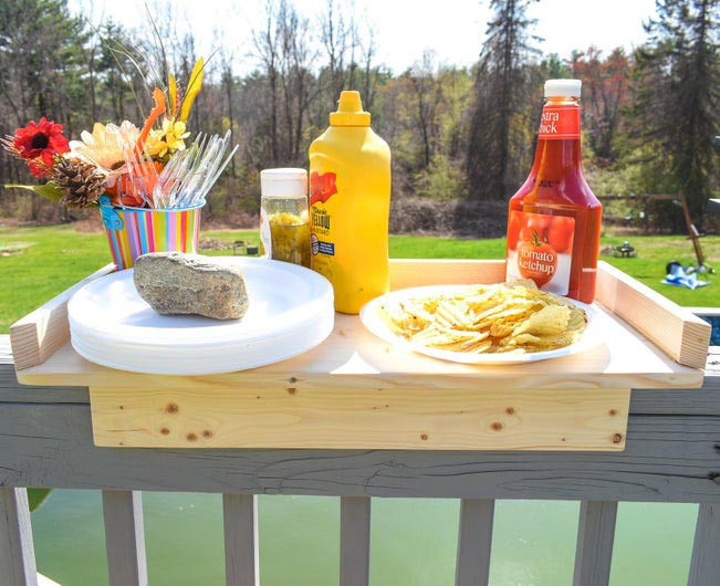 Подвесной балконный столик 