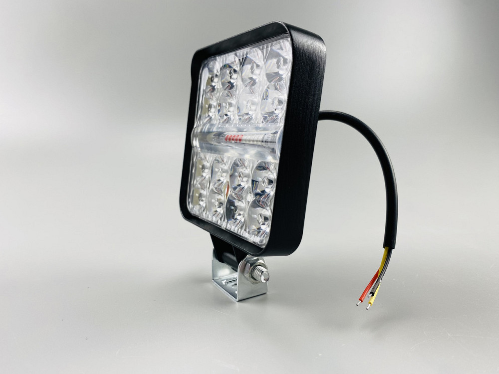 Фара LED квадратна 48W 6000K (26 діодів) багатофункціональна біле світло (верх + низ) + червоне світло (центр) + синє світло (цент Мукачево - фото 4