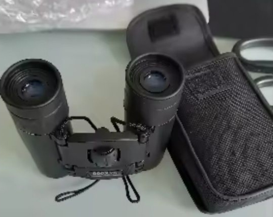 Бинокль очень мощный. Киев - изображение 2