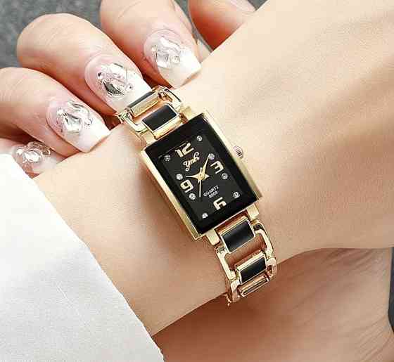 Годинник жіночий (0527) Смела