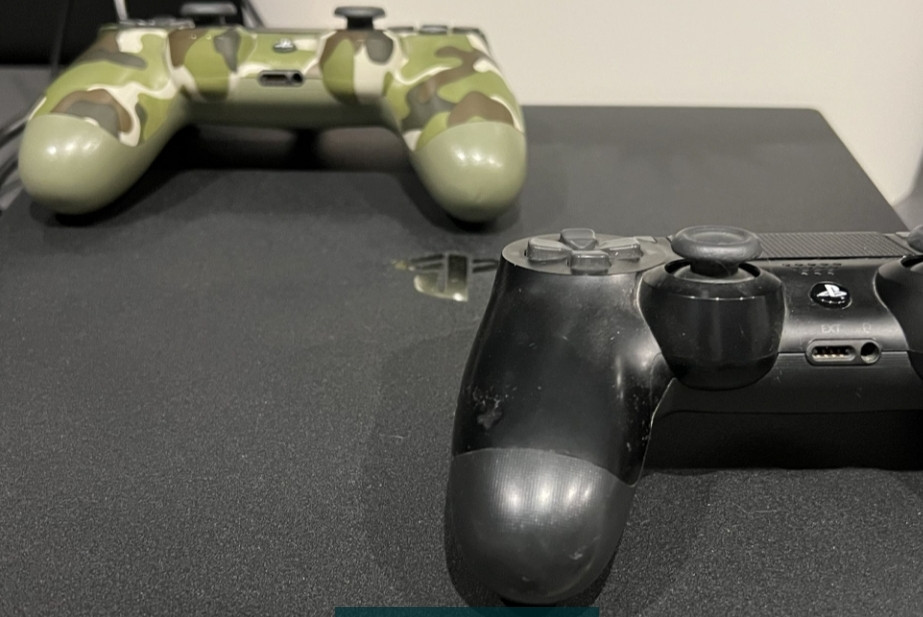 Приставка SONY PlayStation PS4 Pro 1TB Киев - изображение 3