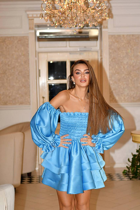 Жіноча приваблива стильна святкова сукня королівський атлас Блакитний Одеса - фото 1