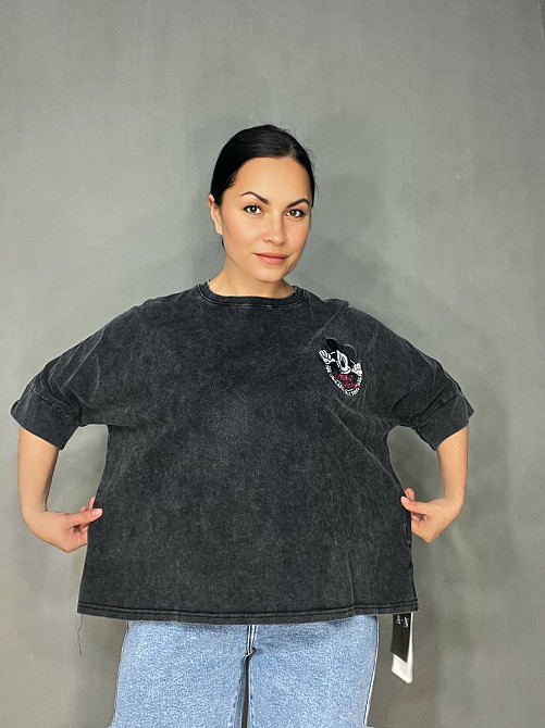 Футболка женская A-N 26030 вареная тай-дай оверсайз с вышивкой Mickey Mouse, черный, one size Киев - изображение 5