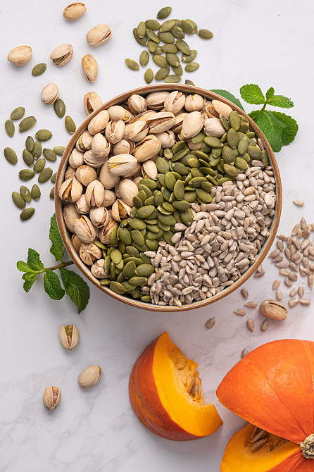 Вкусный набор Nuts’ Gregory Box Almond, Nuts’ Trio, Pistachio & Mint, 1500 г Киев - изображение 7