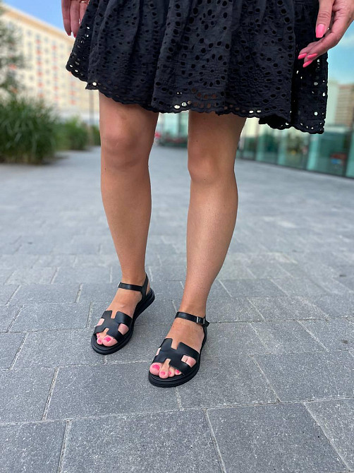 Mermaid Босоніжки жіночі чорні літні Mermaid 514 натуральна шкіра / Стильні босоніжки на низькі Коломыя - изображение 4