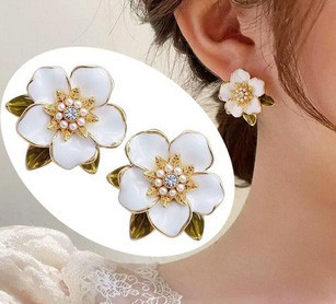 Сережки класичні Сакура Київ - фото 1