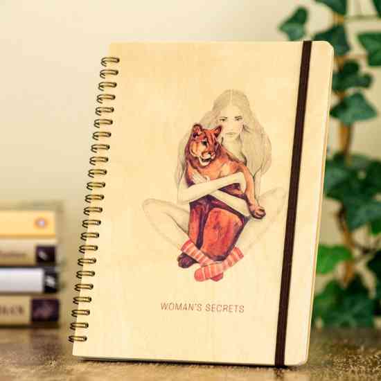 Авторский блокнот Woman Secrets деревянная обложка Винница