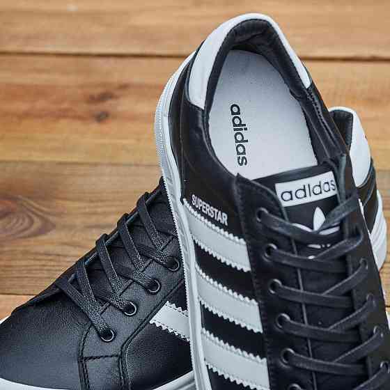 Чоловічі шкіряні кросівки М-144 чер.бел Харьков